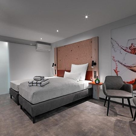 Weinmotel Simon 1 A آلتسناو اين اونترفرانكن المظهر الخارجي الصورة