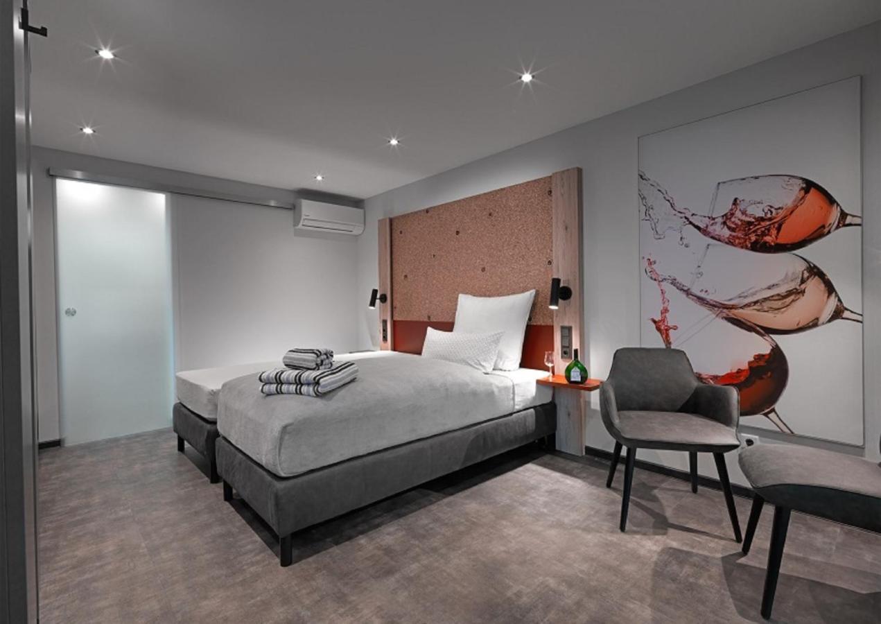 Weinmotel Simon 1 A آلتسناو اين اونترفرانكن المظهر الخارجي الصورة