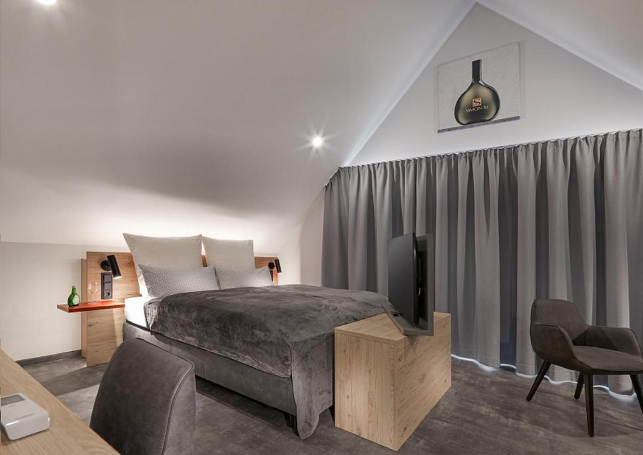 Weinmotel Simon 1 A آلتسناو اين اونترفرانكن المظهر الخارجي الصورة